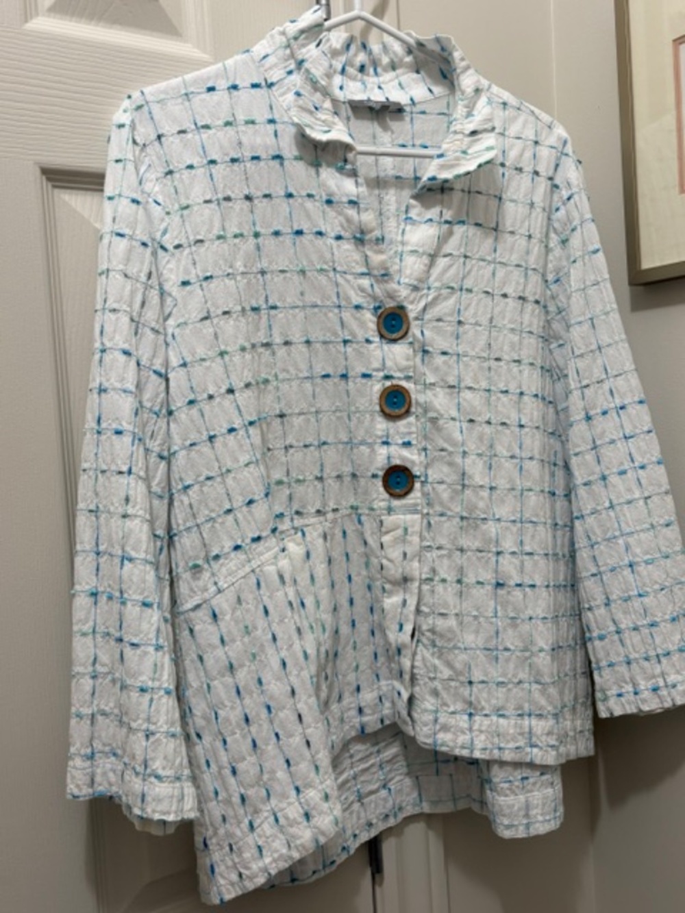 habitat Women's sz L blouse long sleeves white with multicolour geometric deco